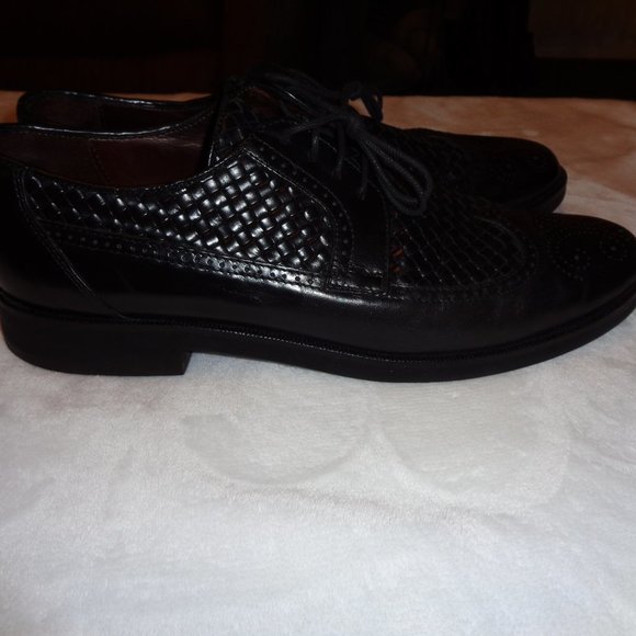 E.T. Wright Men\'s Size 10.5 Narrow Black Shoes main image 5